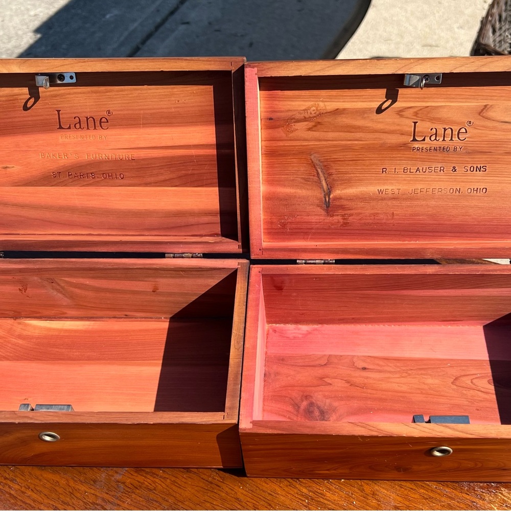 2 Vintage Lane Cedar Keepsake Box Jewelry Box 9”x5”x3.25” 
*No Keys